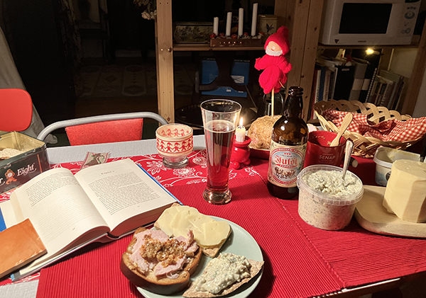 Adamsmiddag med bokuppslag