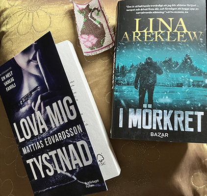 Böckerna Lova mig tystnad och I mörkret