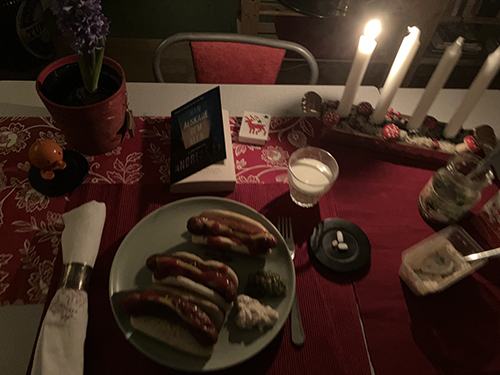 Tre kalkonchorizo med bröd första advent Tre kalkonchorizo med bröd första advent