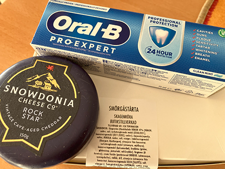 Cheddarost Rock Star tandkräm Oral B o smörgåstårta