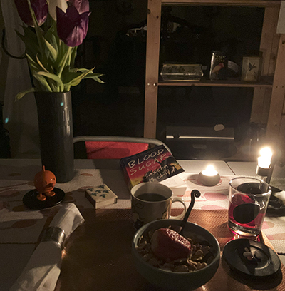 Gigantisk jordgubbe på fredagsfilen Gigantisk jordgubbe på fredagsfilen