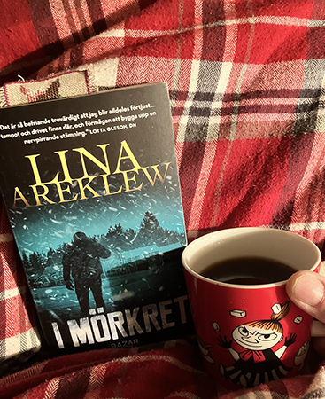 I mörkret och kaffe på sängen nyårsdagen