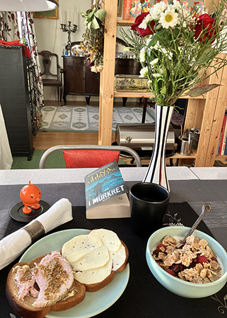 Sveafrukost med Hopptimisten o I mörkret