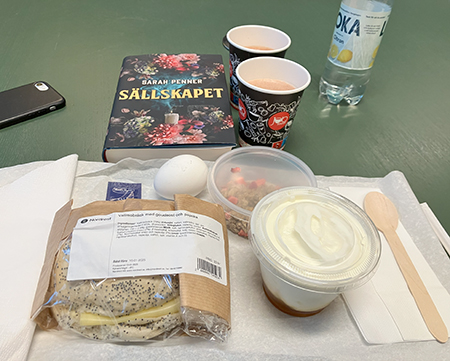 Tisdagslunch på jobbet på Sällskapet Tisdagslunch på jobbet på Sällskapet