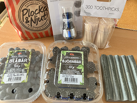 Godispåse kranmunstycke tandpetare blåbär björnbär o tvålkopp