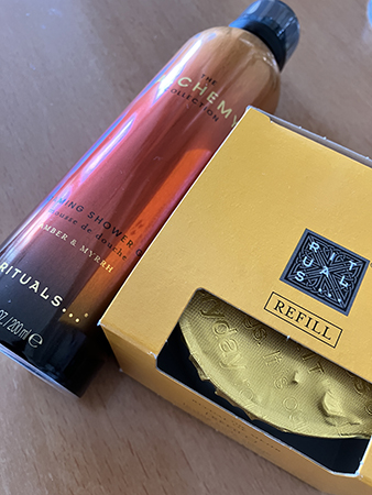 Duschmousse Alchemy och kroppskrämrefill Mehr från Rituals