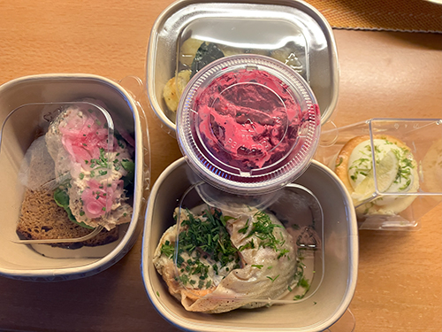 Förrätt varmrätt o dessert helgens goda v 6 2025 i lådor