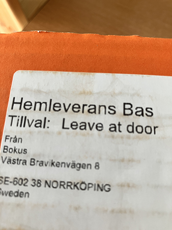 Hemleverans från Bokus med tillval Leave at door