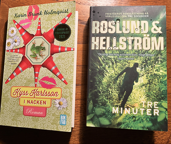 Böckerna Kyss Karlsson i nacken och Tre minuter