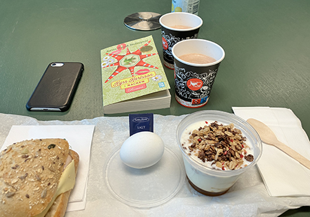 Jobblunch med Kyss Karlsson i nacken