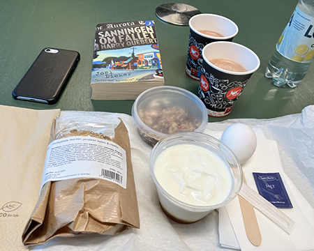 Jobblunch med varm choklad o Harry Quebert Jobblunch med varm choklad o Harry Quebert