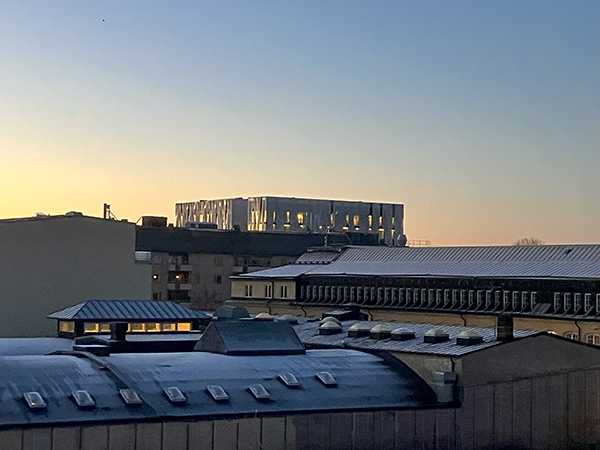 UKK från vardagsrumsfönstret februarimorgon 2025