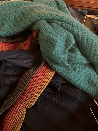 Klädhög tröja jackor halsduk