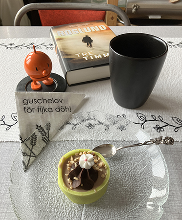 Lördagsfika med Noisette och Hopptimisten samt Tre timmar