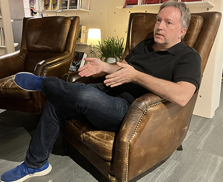 Daniel Fridell på Akademibokhandeln