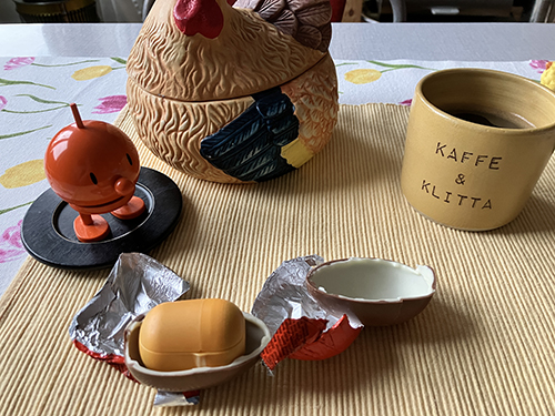 Kinderegget är öppnat och delat