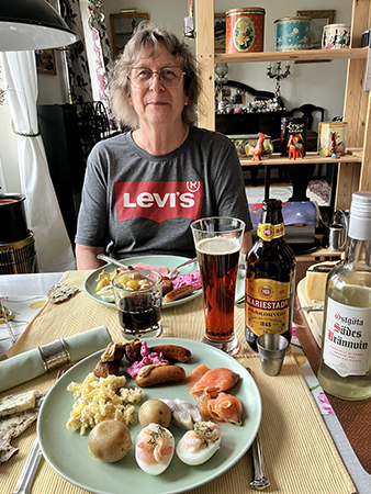 FEM vid påskbordet påskafton