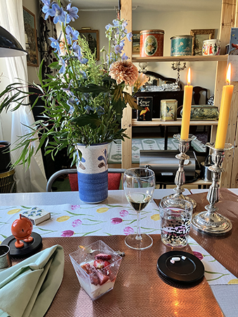 Dessert Helgens goda v 17 2025 Maräng vispad grädde och bär