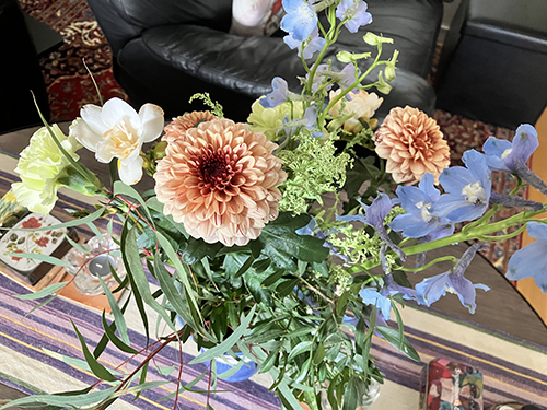 Födelsedagsbuketten sedd ovanifrån