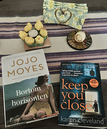 Böckerna Bortom horisonten och Keep you close