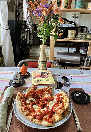 ICApizza m ketchup Hopptifamiljen Glasefelefanten