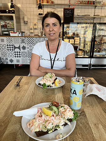 Räkmackelunch med T hos Triller