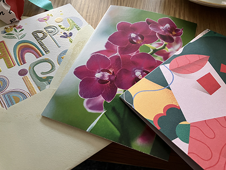 Tre födelsedagskort från Anna katterna och IM