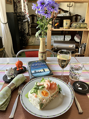 Fredagsmiddag med Hopptisarna De fastfrusna o ett glas pinot grigio