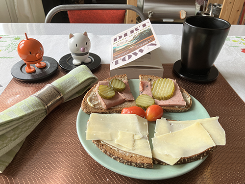 Nationaldagsfrukost med Hopptisarna o Dirt Town