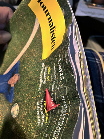 Vattenskadad tidning Journalisten