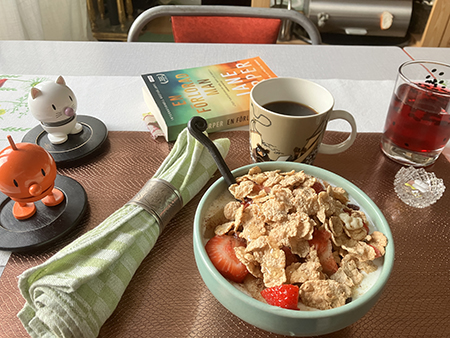 Onsdagsfrukost med Hopptisarna o en nästan slut förlorad man