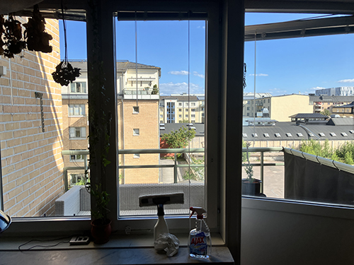 Rent köksfönster och balkongdörrsfönster
