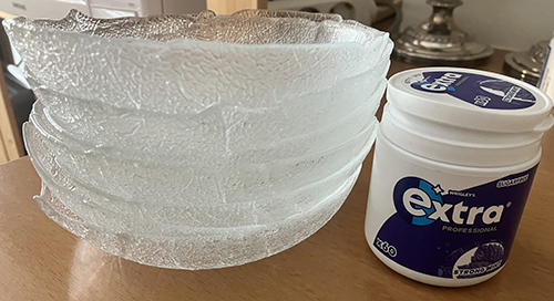 Små glasskålar löv från Loppismagasinet