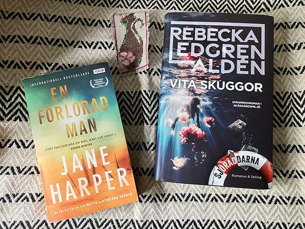 Böckerna En förlorad man och Vita skuggor