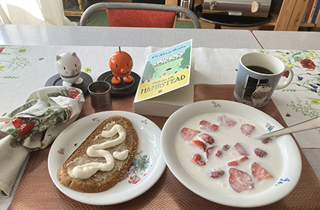 Jordgubbar med mjölk macka med räkost Hopptisarna boken Tillbaka till Hampstead Jordgubbar med mjölk macka med räkost Hopptisarna boken Tillbaka till Hampstead