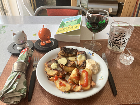 Kalkon och klyftor och ett glas Sammicheli Hopptisarna o Tillbaka till Hampstead