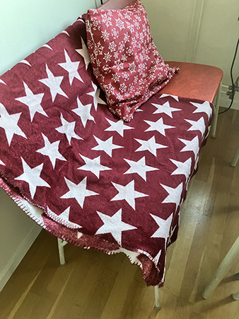 Kökssoffa med stjärnfilt Kökssoffa med stjärnfilt