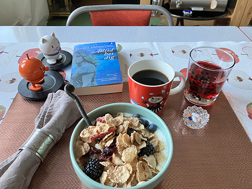 Måndagsfrukost med Hopptisarna o Alltid hos dig