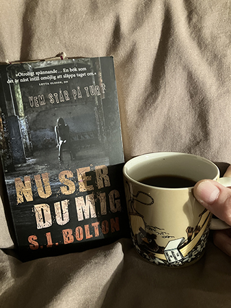 Nu ser du mig och kaffe på sängen