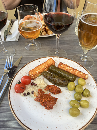 Meze öl o vin Byblos