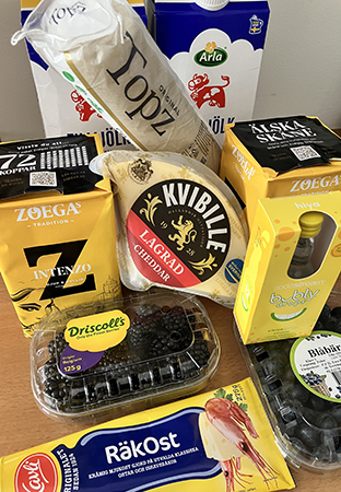 Fil rondeller Zoegas kaffe björnbär blåbär ost räkost citronessens