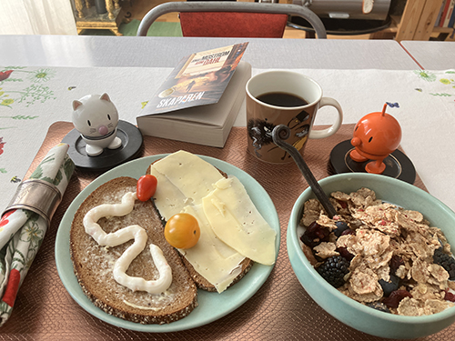 Lördagsfrukost med Hopptisarna o Skaparen mackor o fil