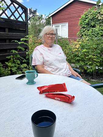 Anna bjöd på glassfika i Slottsträdgården