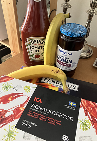 Kräftor ketchup bananer och oliver Kräftor ketchup bananer och oliver