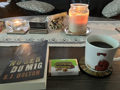 Kvällsfika med Nu ser du mig o choklad från Dubai