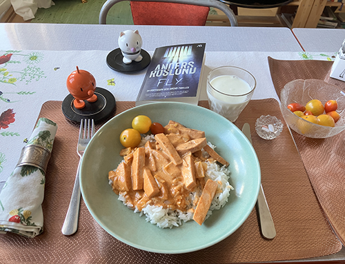 Kycklingkorv Stroganoff med ris Hopptisarna o boken Fly Kycklingkorv Stroganoff med ris Hopptisarna o boken Fly