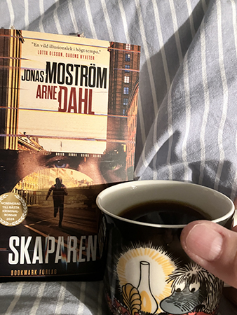 Skaparen o kaffe på sängen