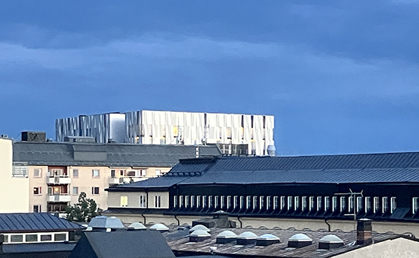 UKK mot augustikvällshimmel UKK mot augustikvällshimmel