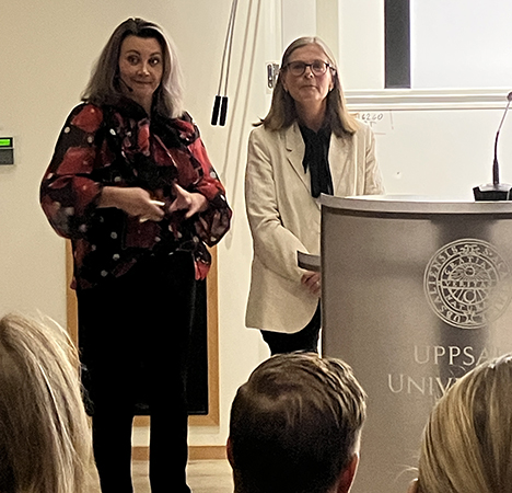 Camilla Läckberg och Johanna Hansson innan föreläsningen