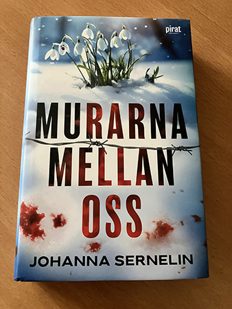Johanna Sernelins bok som vinst Murarna mellan oss